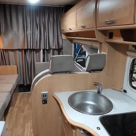Camper Campingplatz Elbasan